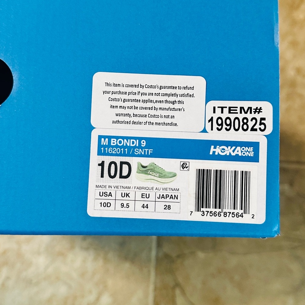 Hoka One One M Bondi 9 in Blue Box
